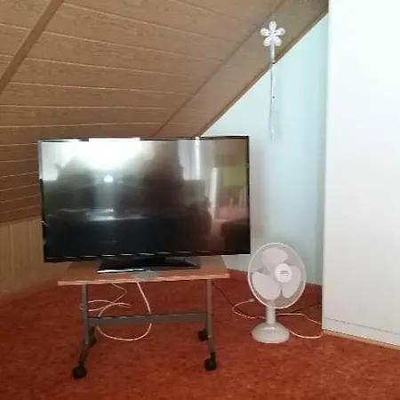 Διαμέρισμα Ferienwohnung Am Naturpark Krakow am See